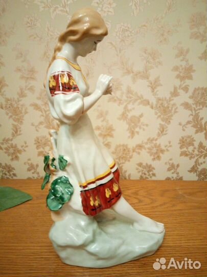Фарфоровые статуэтки лфз