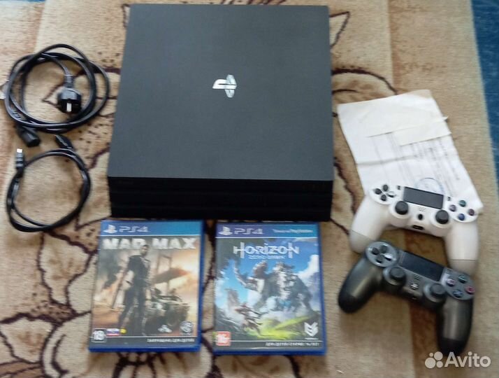 Sony playstation 4 PS4 pro 1tb с играми