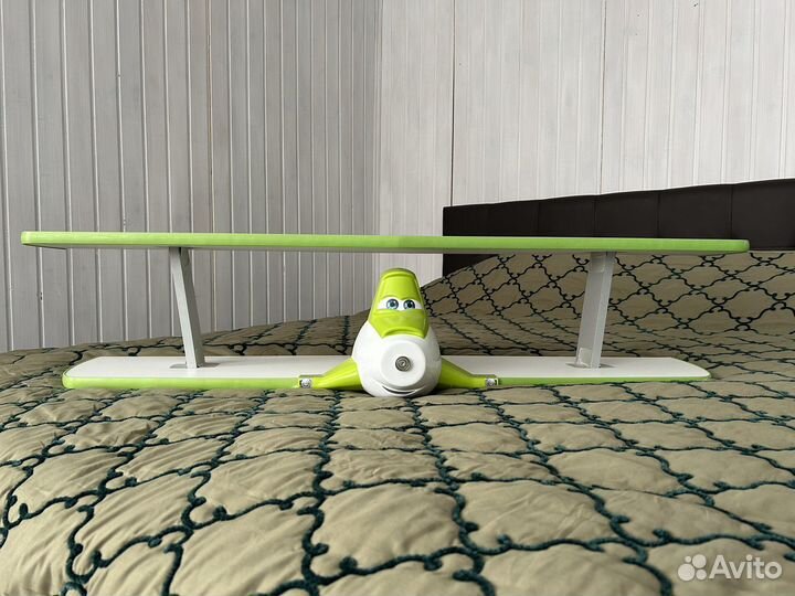 Полка настенная