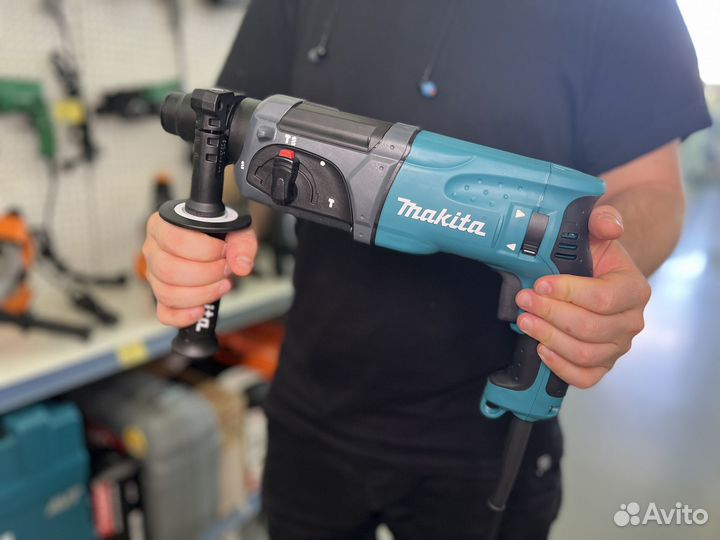 Перфоратор Makita HR 2470