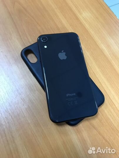 iPhone Xr, 64 ГБ