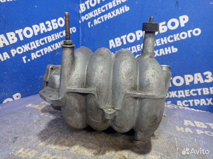 Коллектор впускной Volkswagen Passat B5 универсал