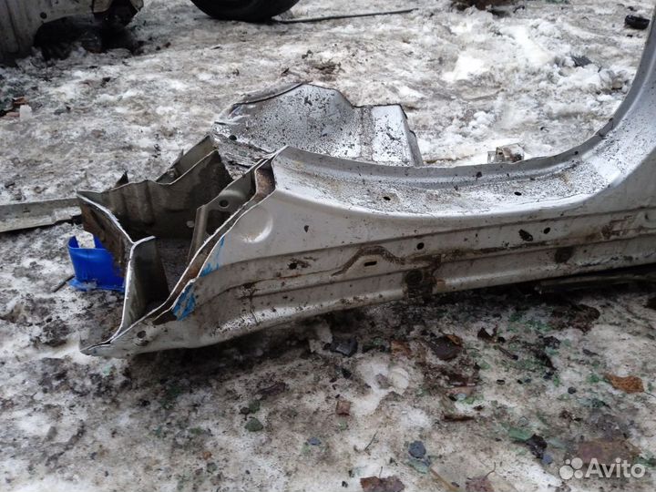 Порог правый Лексус IS 2