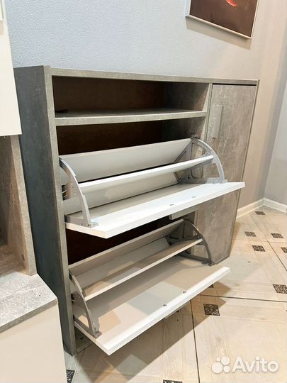 Обувница в прихожую закрытая