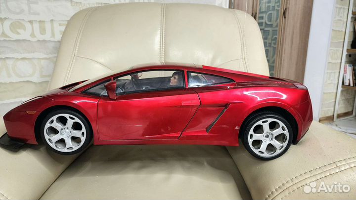 Радиоуправляемая машина Lamborghini 1:6 для фигур