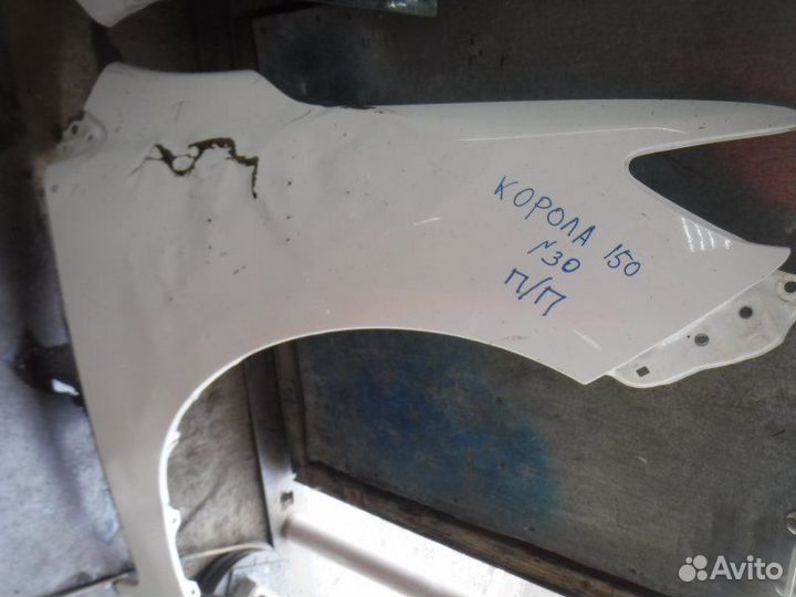 Крыло переднее правое Toyota Corolla 151 1ZR 2011