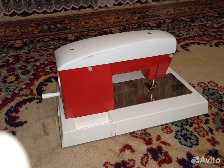 Детская швейная машинка Piko Elektra