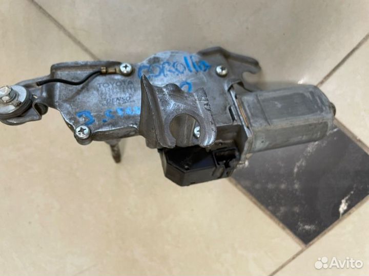 Моторчик стеклоочистителя задний Toyota Corolla