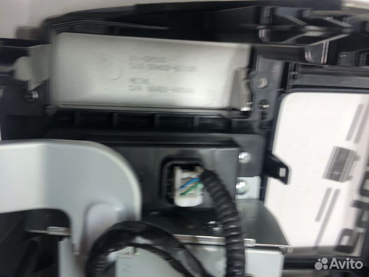 Монитор Toyota Land Cruiser Prado 150