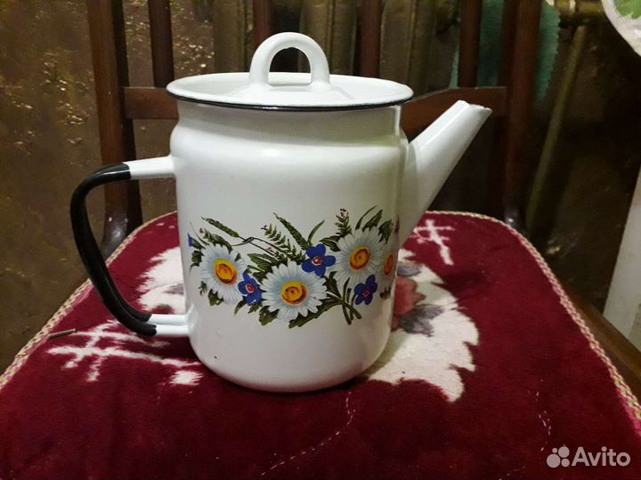 Чайник эмалированный новый