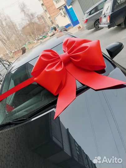 Большой бант на машину