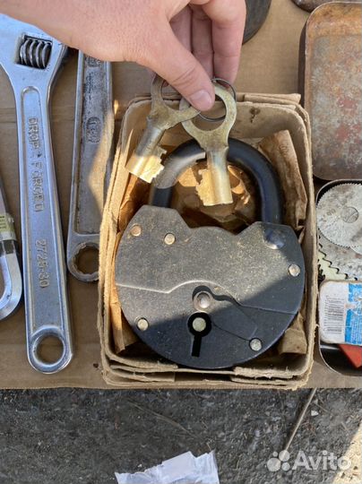 Старинный амбарный замок СССР