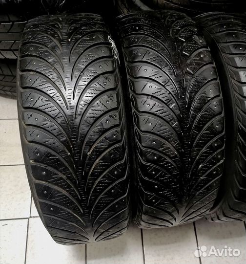 Sava Eskimo Stud 205/65 R15