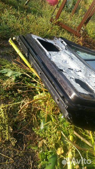 Задняя левая дверь w124 мерседес