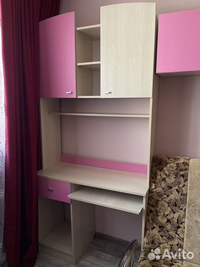 Детская стенка с диваном