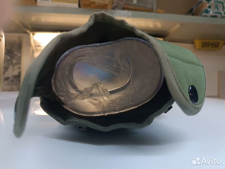 Фляжка походная пластиковая 1 л. с котелком