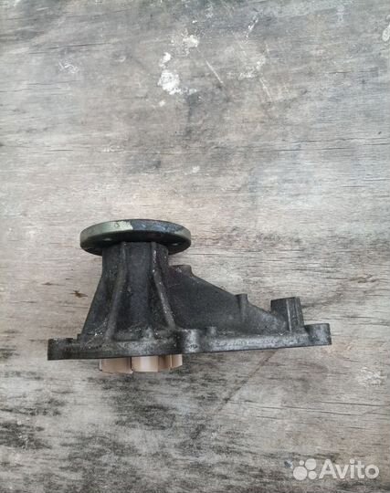 Помпа водяного охлаждения Хонда Црв 3 CR V