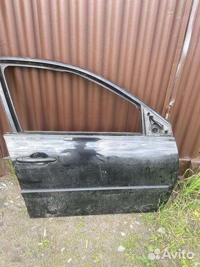 Дверь передняя правая Renault Megane 2