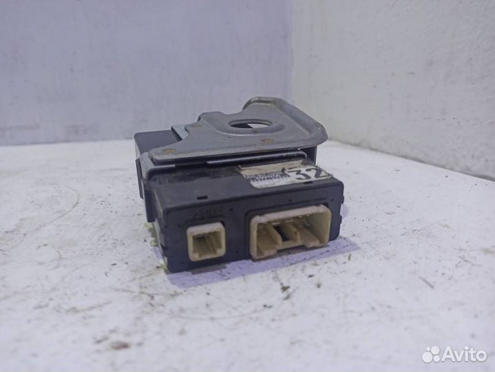 Блок управления Лексус LX 3