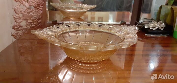 Салатницы, конфетницы, сахарницы разные