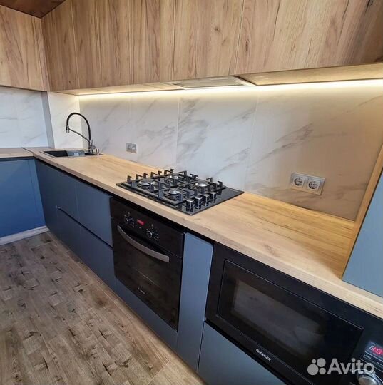 Кухонный гарнитур угловой