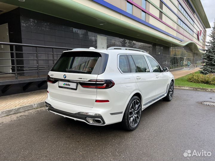 BMW X7 3.0 AT, 2022, 35 км