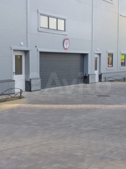 Машиноместо, 14 м²