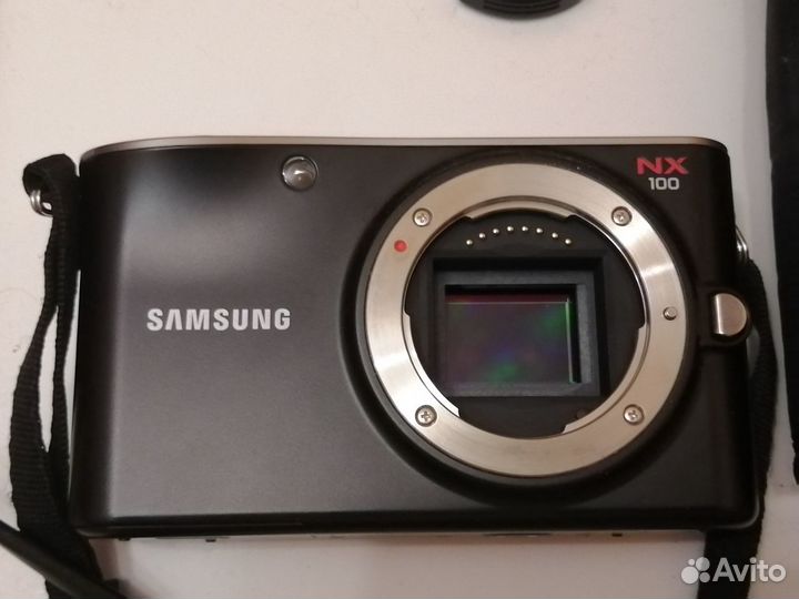 Фотоаппарат Samsung NX100 объектив 20-50+sef15a Bl