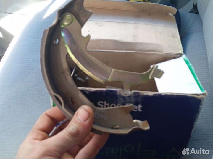 Колодки ручника kia sorento 2006г