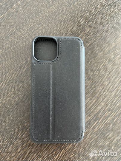 Чехол на iPhone 14