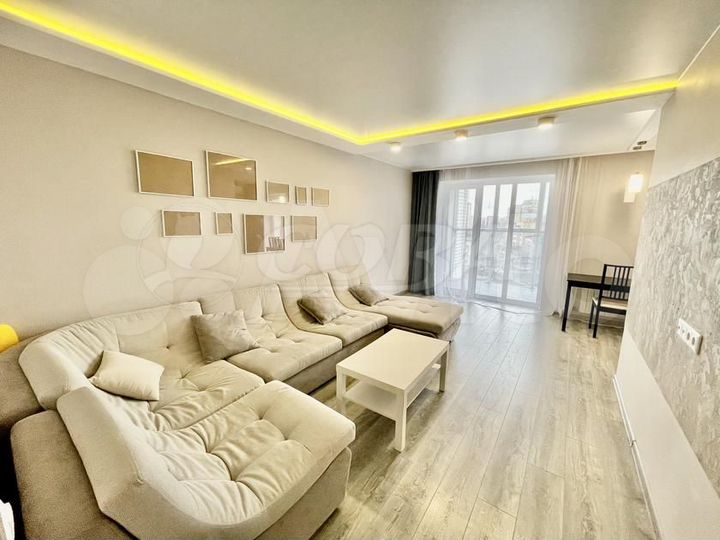 2-к. квартира, 66 м², 7/17 эт.