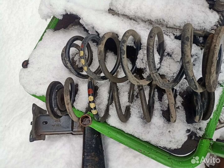 Jetta 6 задние пружины под подрамник