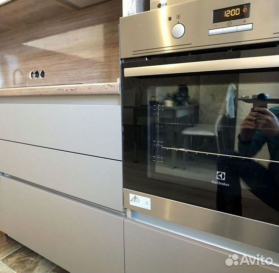 Кухни модерн