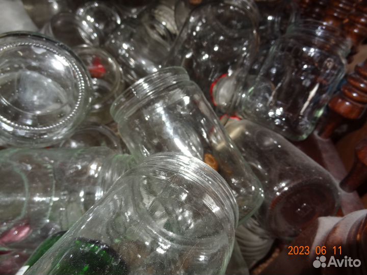 Стеклянные банки чистые с крышками и без крышек