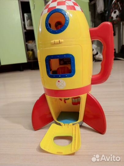 Ракета игрушка