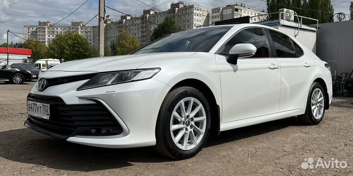 Toyota Camry 2.5 AT, 2021, 105 000 км