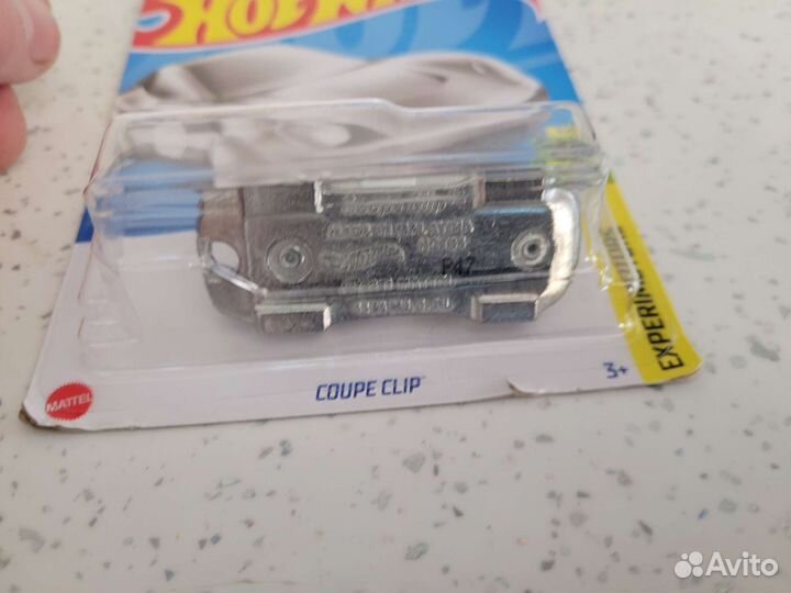 Hot wheels брелок на ключи coupe clip