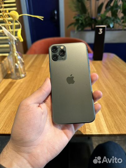iPhone 11 Pro, 64 ГБ