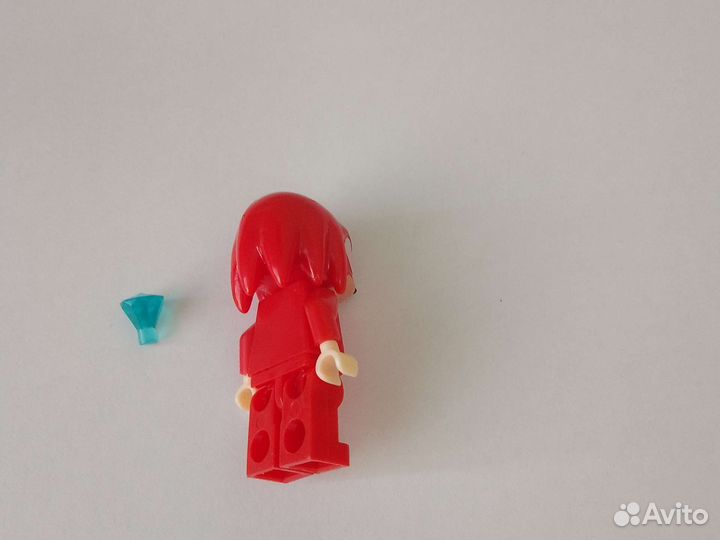 Lego соник фигурка наклз + синий изумруд
