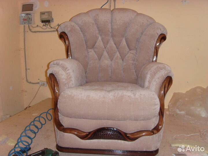 Перетяжка и ремонт мебели