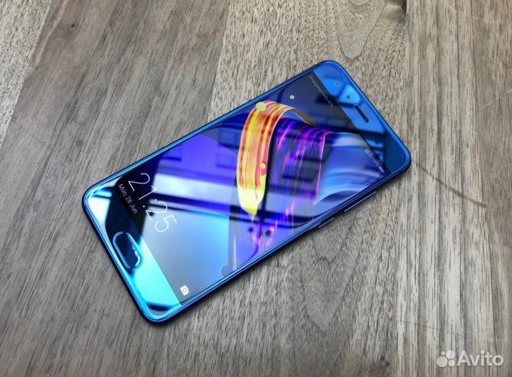 HONOR 9, 4/64 ГБ