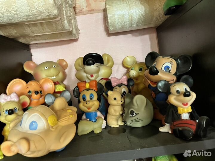 Коллекция резиновых игрушек