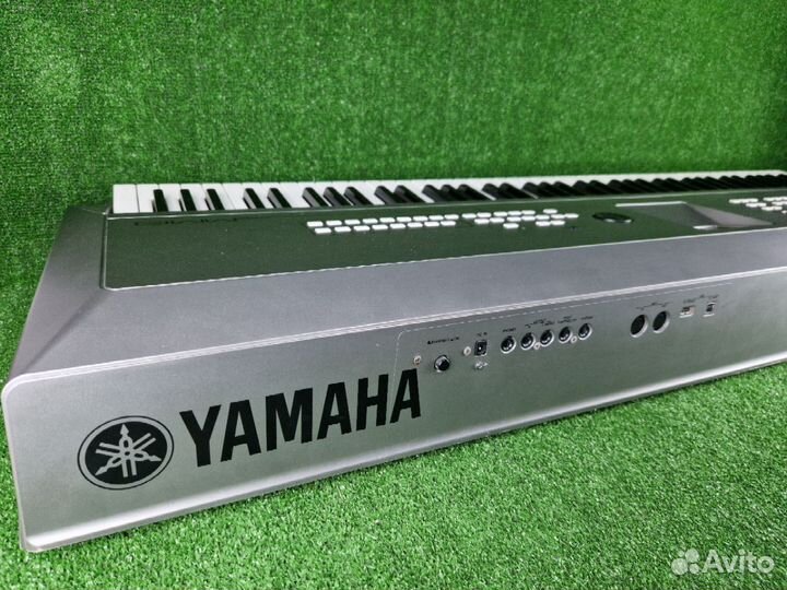 Синтезатор Yamaha MM8