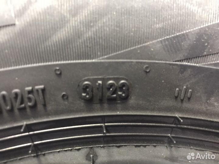 Pirelli Formula Ice FR 195/65 R15 T