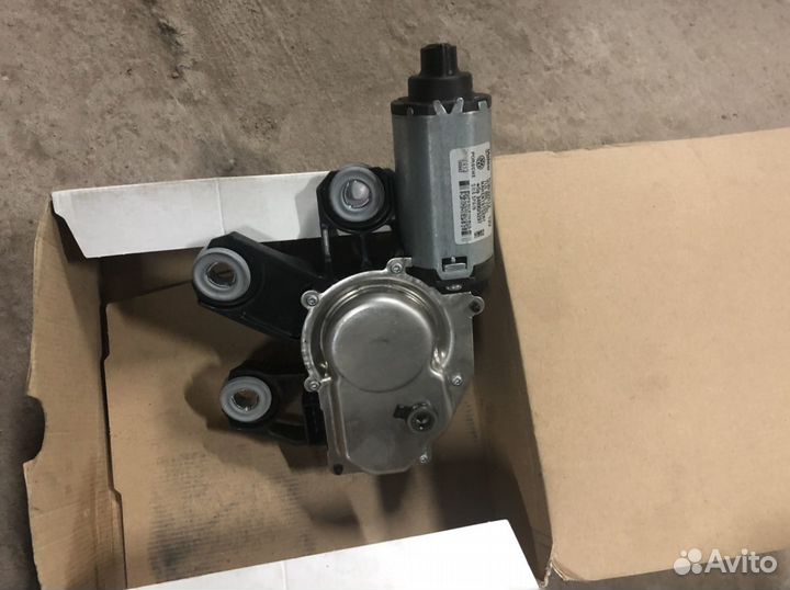 7L0955712C Новый Оригинальный моторчик заднего сте