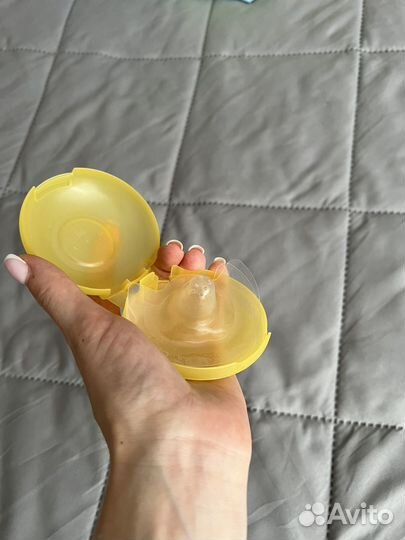 Накладки на грудь medela