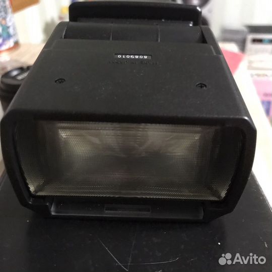 Вспышка Sigma EF 500