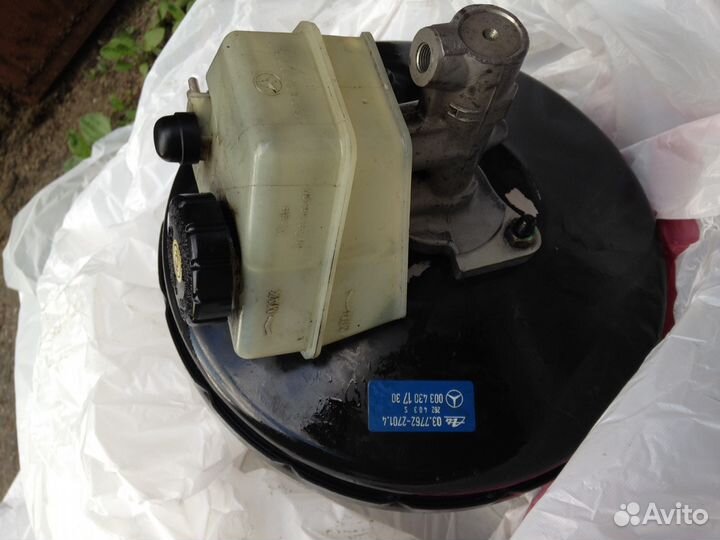 Главный тормозной цилиндр гтц w124