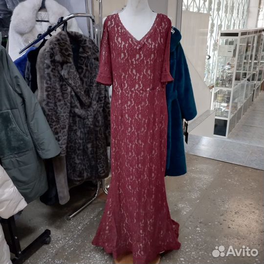 Платье вечернее