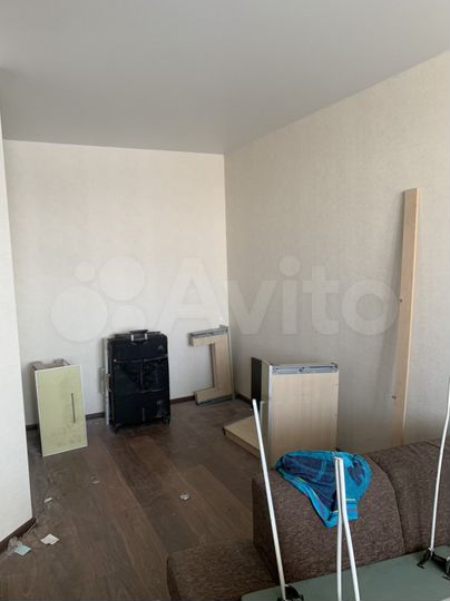 Доля в 1-к. квартире, 38,8 м², 1/5 эт.